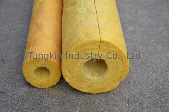 Rigid Glass Wool Pipe Insulation 64 Kg/m3 , High Temperature Pipe Insulation