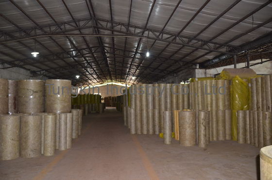 High Density stonewool Pipe Insulation Material Heat Resistant ISO CE